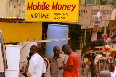 Mobile Money, "thần đèn" giúp hàng triệu người dân châu Phi thoát nghèo