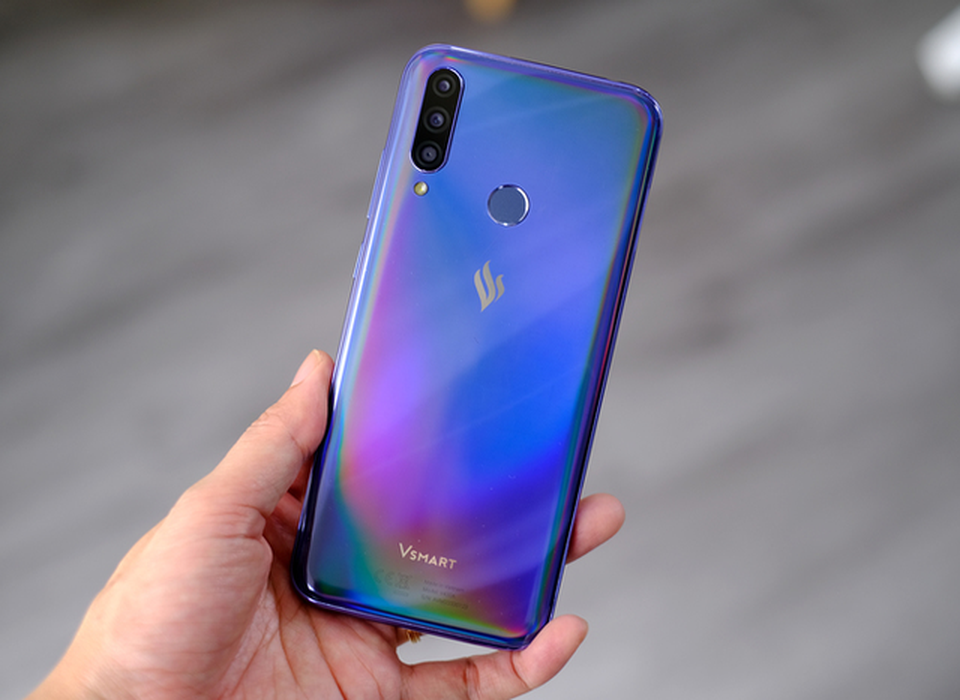 Những smartphone cấu hình tốt có mức giá “mềm” nhất hiện nay - 8 Những smartphone cấu hình tốt có mức giá “mềm” nhất hiện nay - 8