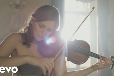 Nghệ sĩ Janine Jansen & Itamar Golan biểu diễn giai điệu "Après un Rêve"