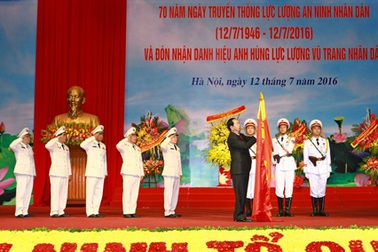 Tổng cục An ninh đón nhận danh hiệu Anh hùng lực lượng Vũ trang nhân dân