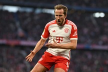 Harry Kane lập kỷ lục ấn tượng trong chiến thắng của Bayern Munich
