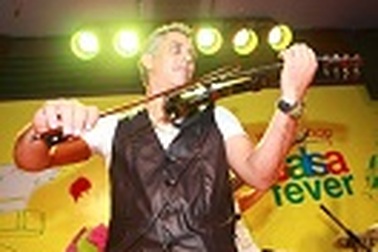 Luna Negra tiếp tục “hâm nóng” mùa đông Hà Nội