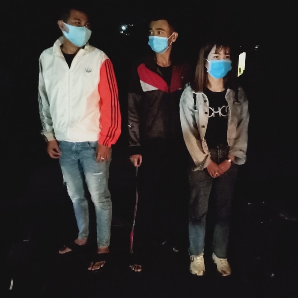 Bắt giữ 11 đối tượng từ Campuchia nhập cảnh trái phép vào Việt Nam - 1 Bắt giữ 11 đối tượng từ Campuchia nhập cảnh trái phép vào Việt Nam - 1