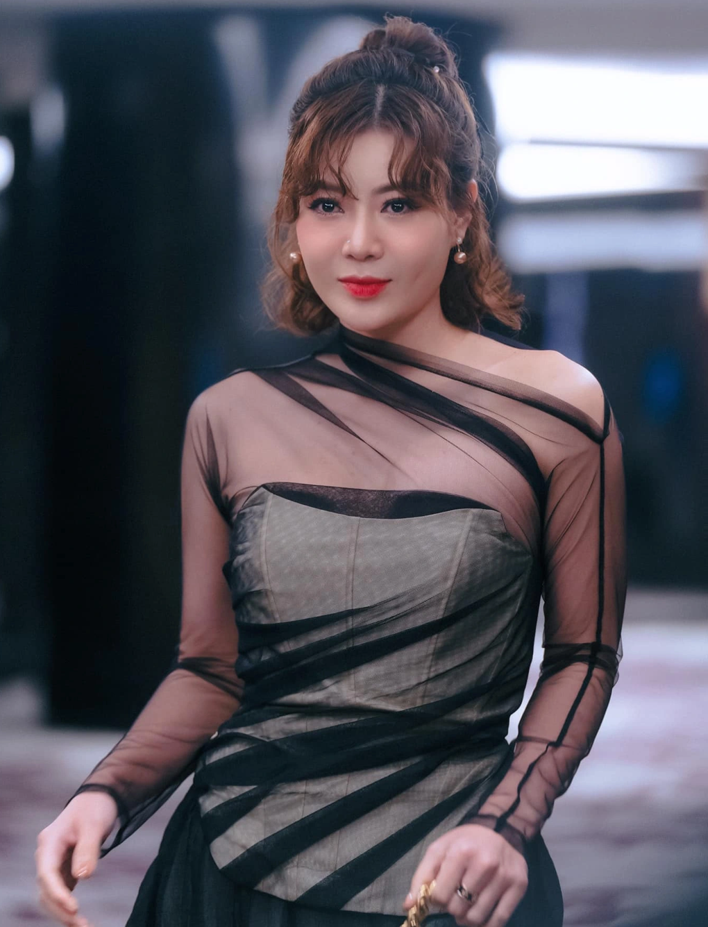 Đường tình trái ngược của 3 mỹ nhân phim Quỳnh Búp bê - 6