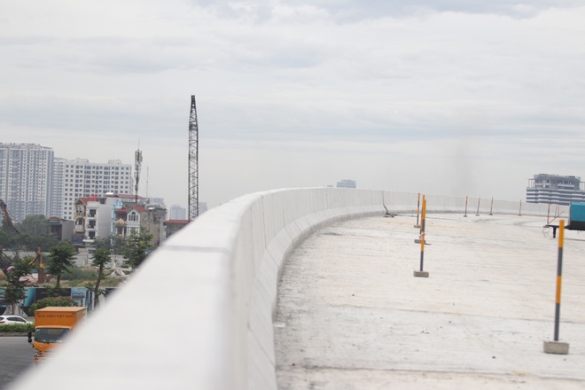 Hà Nội: Gấp rút thi công đường vành đai 3 trên cao trước ngày thông xe - 13 Hà Nội: Gấp rút thi công đường vành đai 3 trên cao trước ngày thông xe - 13