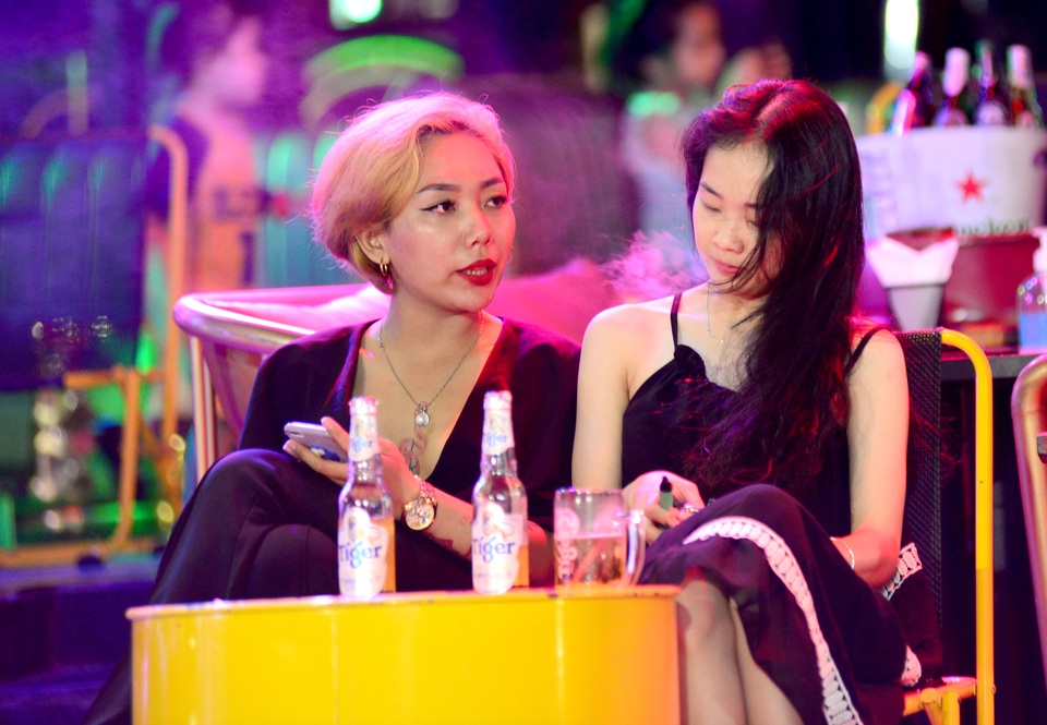 Phố Tây Bùi Viện mùa dịch.jpg