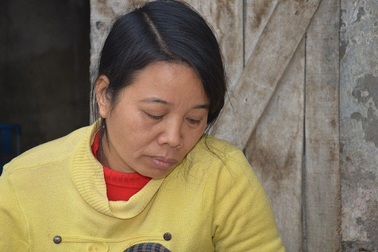 Cuộc sống khốn cùng của người mẹ u não chờ chết vì không tiền phẫu thuật