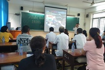 Giáo viên chủ nhiệm với chuyện họp phụ huynh đầu năm