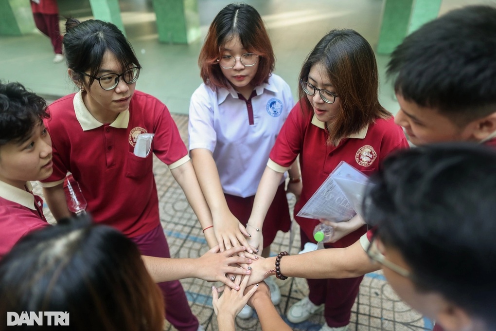 Cần có phương án phù hợp để hướng dẫn, hỗ trợ giáo viên đăng ký dạy thêm - 1 Cần có phương án phù hợp để hướng dẫn, hỗ trợ giáo viên đăng ký dạy thêm - 1