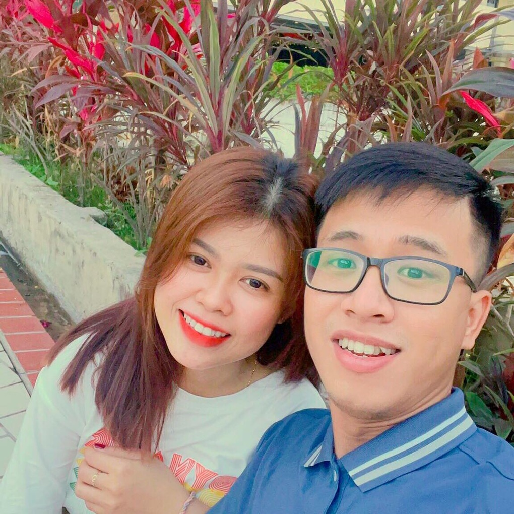 Chuyện tình đặc biệt của cặp đôi yêu 4 năm chỉ gặp 2 lần rồi cưới - 1 Chuyện tình đặc biệt của cặp đôi yêu 4 năm chỉ gặp 2 lần rồi cưới - 1