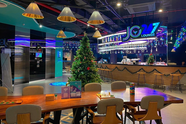 Khám phá không gian giúp các bạn trẻ có ngay bộ ảnh dùng từ Noel đến Tết