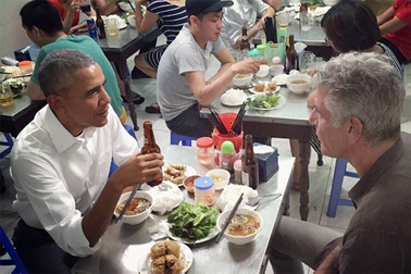 "Ông Obama dùng hai suất bún chả, hai chai bia Hà Nội"