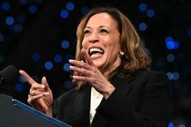 Bà Harris tiếp tục nới rộng khoảng cách với ông Trump