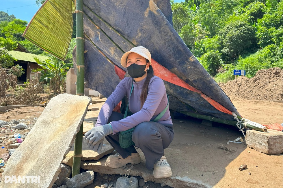 Trở lại nơi cơn lũ lịch sử càn quét bản làng tan hoang - 3 Trở lại nơi cơn lũ lịch sử càn quét bản làng tan hoang - 3