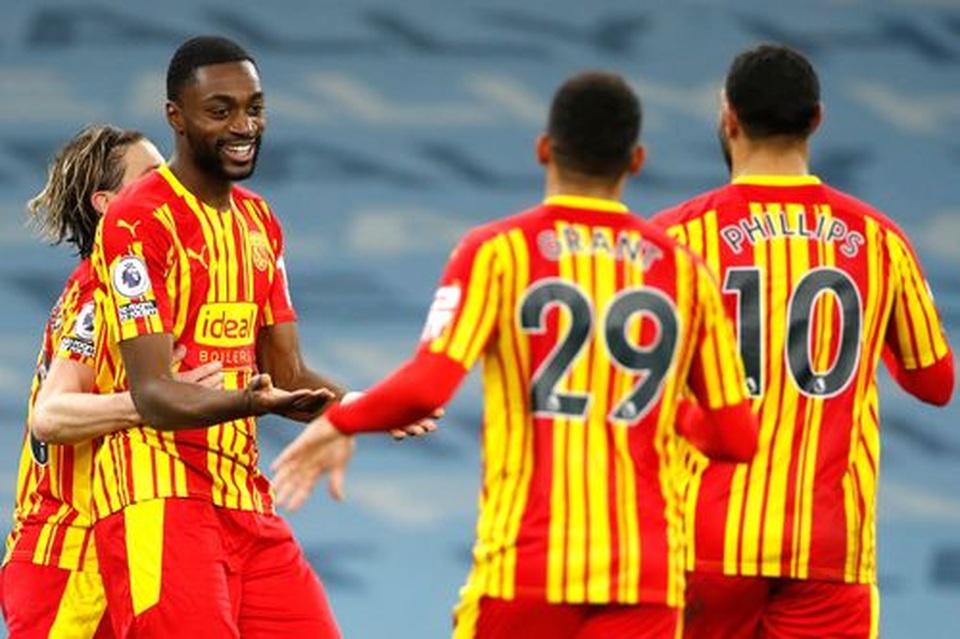 Man City cay đắng chia điểm với West Brom tại Etihad - 1 Man City cay đắng chia điểm với West Brom tại Etihad - 1