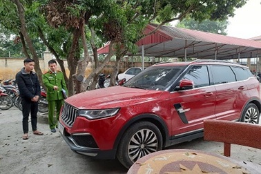 Hé lộ chân dung đối tượng bắn 3 phát súng vào xe ô tô "thánh chửi" Dương Minh Tuyền