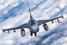 Vì sao Mỹ vẫn không cấp máy bay chiến đấu F-16 cho Ukraine?