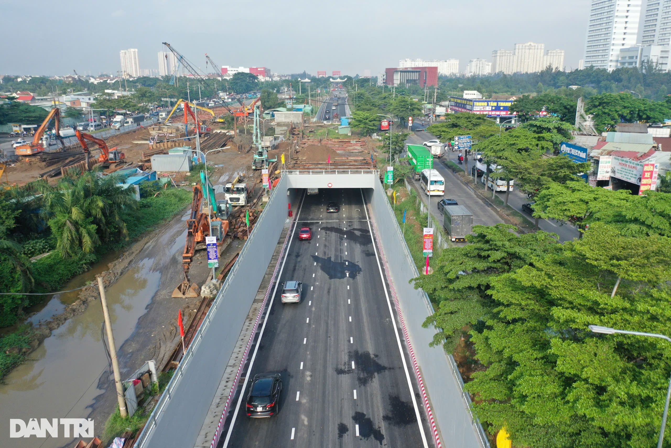 TPHCM thông xe hầm chui đầu tiên ở nút giao Nguyễn Văn Linh - 2