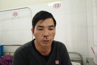 Tài xế xe khách tố bị chặn đánh, 20 hành khách bỏ chạy tán loạn