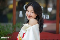 Hot girl "đời đầu" Mi Vân: Trẻ hơn tuổi 38, gu thời trang phóng khoáng