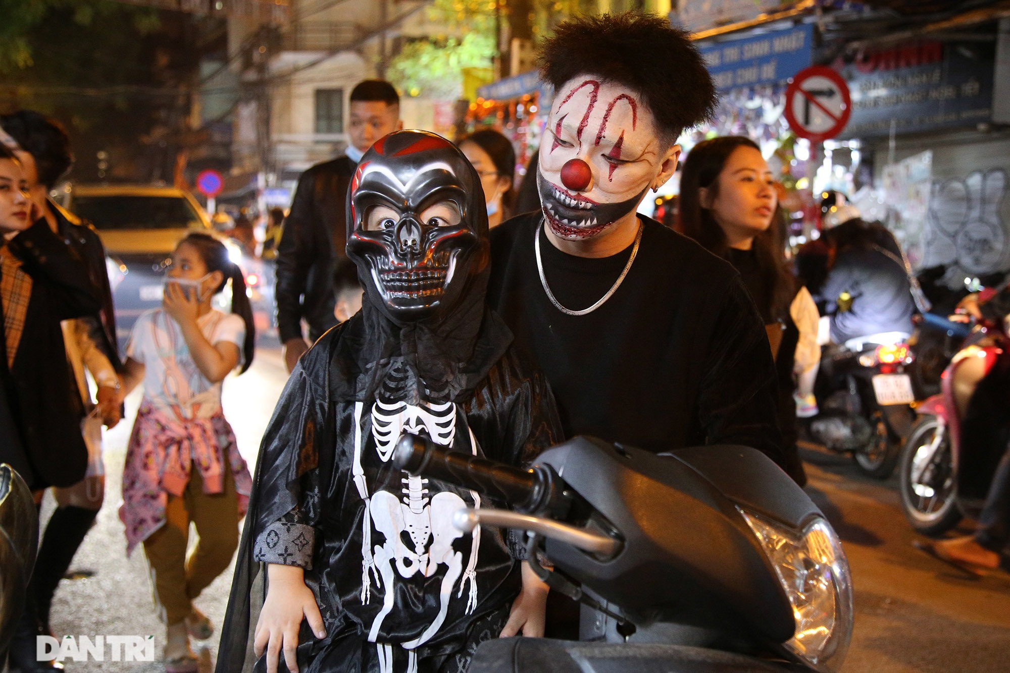Đêm Halloween tại Hà Nội - 1