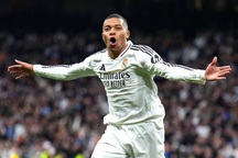 Mbappe đoạt Chiếc giày vàng, tái hiện thành tích của Ronaldo và Messi