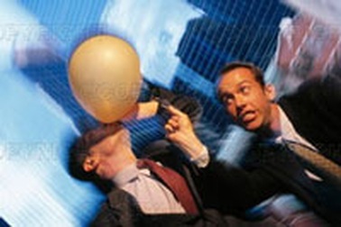 5 cách đối phó với đồng nghiệp đố kị