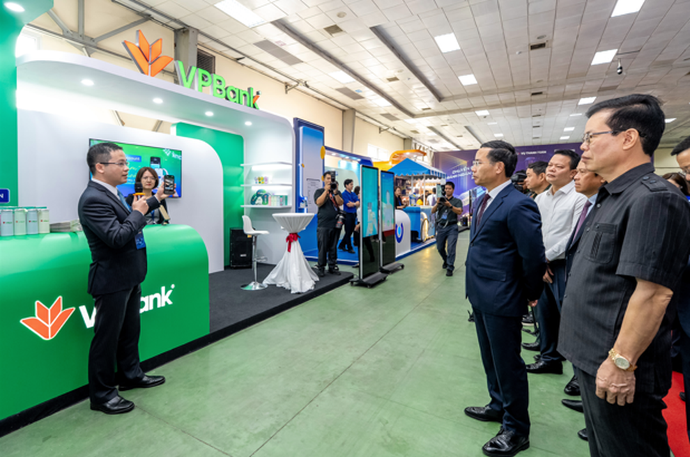 VPBank mang hệ sinh thái tài chính số đến sự kiện Chuyển đổi số ngành ngân hàng - 1