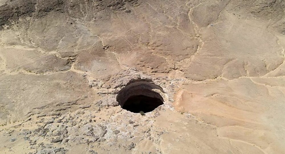 Giếng địa ngục bí ẩn ở Yemen - 1 Giếng địa ngục bí ẩn ở Yemen - 1