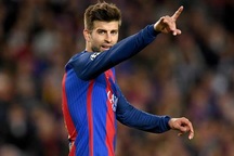 Pique mỉa mai thành công của Real Madrid