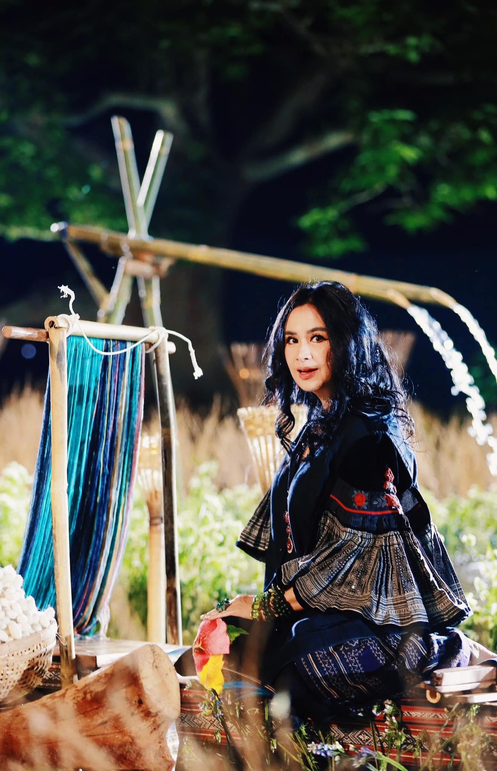 NSND Thanh Lam từng vướng tin đồn chia tay, vẫn gợi cảm dù đã 55 tuổi - 9 NSND Thanh Lam từng vướng tin đồn chia tay, vẫn gợi cảm dù đã 55 tuổi - 9
