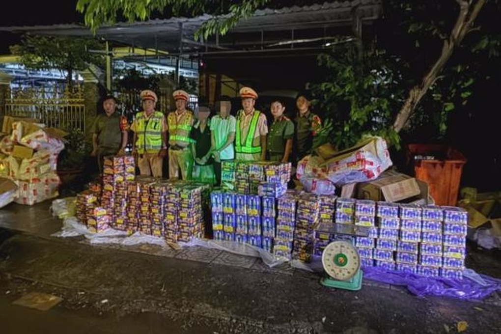 Đồng Nai bắt 2 vụ vận chuyển gần 1 tấn pháo nổ ở khu vực biên giới - 1 Đồng Nai bắt 2 vụ vận chuyển gần 1 tấn pháo nổ ở khu vực biên giới - 1