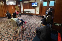 Người thân hành khách ước máy bay Malaysia bị không tặc!