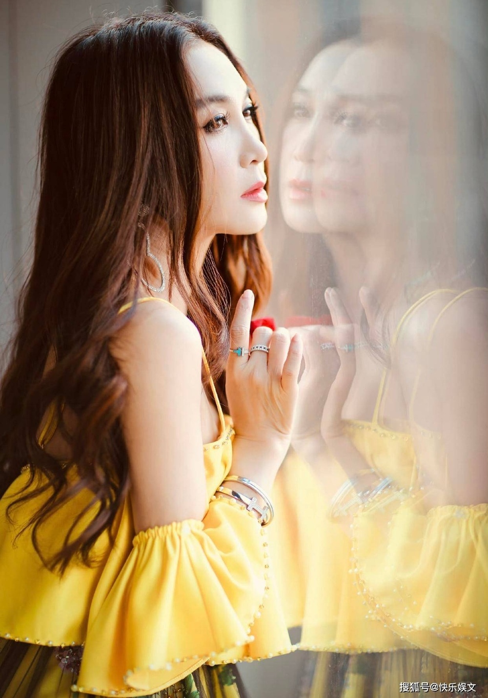 Ôn Bích Hà: Mỹ nhân U60 trẻ mãi không già, nói lý do không sinh con - 4