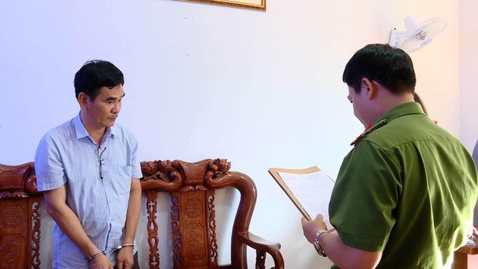 Tạm giam 4 tháng phóng viên cưỡng đoạt 40 triệu đồng của doanh nghiệp - 1 Tạm giam 4 tháng phóng viên cưỡng đoạt 40 triệu đồng của doanh nghiệp - 1