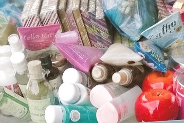 Người tiêu dùng “tiếp tay” cho mỹ phẩm kém chất lượng