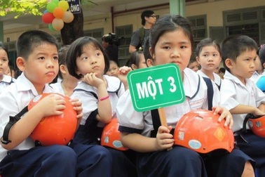 Triển khai chương trình mới ở TPHCM: "Dư" học sinh nhưng thiếu kinh phí