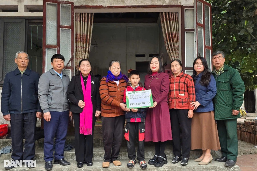 Bạn đọc thắp niềm tin, gieo hy vọng tới cậu bé mồ côi ước ăn bánh chưng Tết - 1 Bạn đọc thắp niềm tin, gieo hy vọng tới cậu bé mồ côi ước ăn bánh chưng Tết - 1