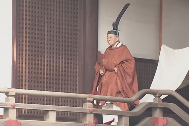 Nhật hoàng Akihito chính thức thoái vị