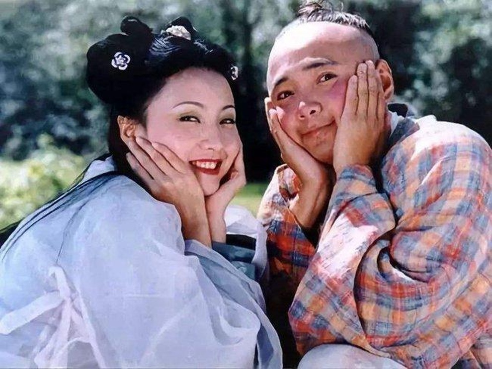 Tiểu Long Nữ Đào Hồng năm lần bảy lượt tha thứ cho chồng ngoại tình - 2 Tiểu Long Nữ Đào Hồng năm lần bảy lượt tha thứ cho chồng ngoại tình - 2