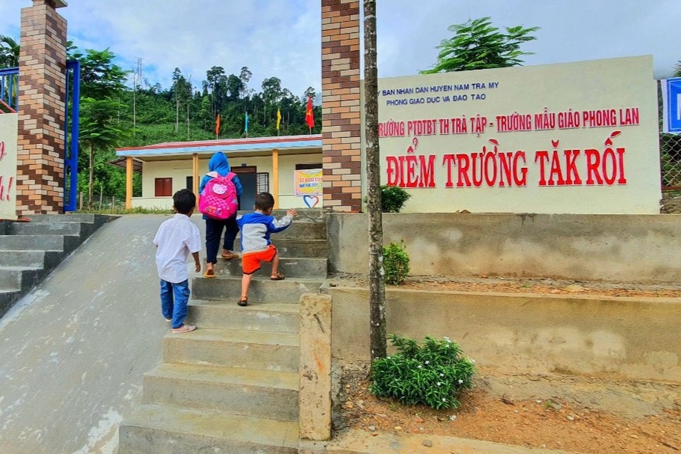 Trường học vùng sạt lở Nam Trà My hồi sinh sau thiên tai - 4 Trường học vùng sạt lở Nam Trà My hồi sinh sau thiên tai - 4