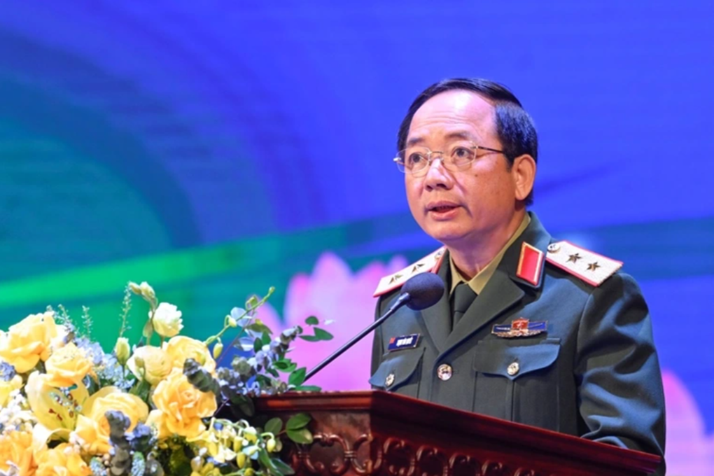 Xây dựng quân đội vững mạnh toàn diện, mẫu mực tiêu biểu - 1 Xây dựng quân đội vững mạnh toàn diện, mẫu mực tiêu biểu - 1