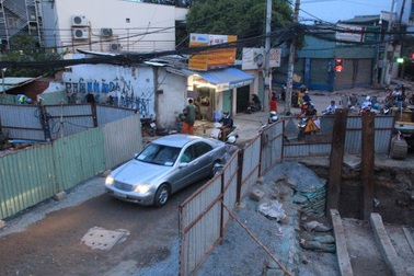 TPHCM ngưng đào đường từ Tết ông Công ông Táo