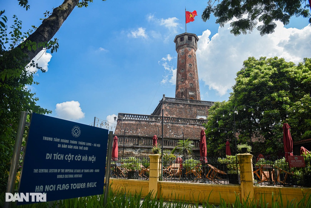 Hà Nội lặng lẽ chuyển mùa giữa thời đại dịch Covid-19 - 9 Hà Nội lặng lẽ chuyển mùa giữa thời đại dịch Covid-19 - 9