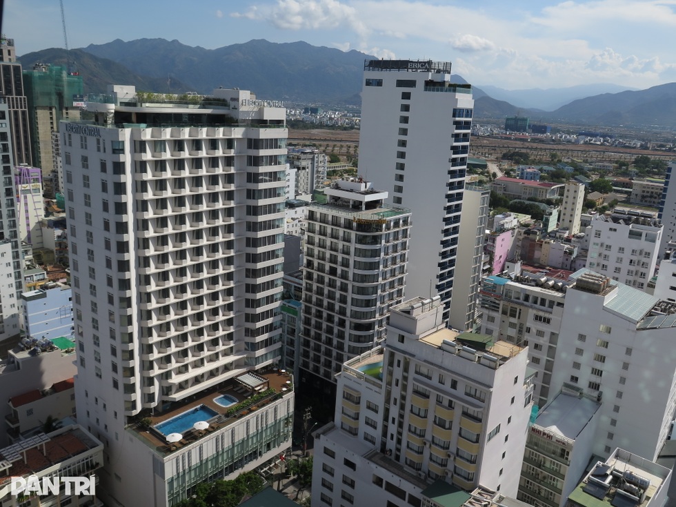 Gà đẻ trứng vàng condotel: Sau bùng nổ, vỡ trận là gì? - 8 Gà đẻ trứng vàng condotel: Sau bùng nổ, vỡ trận là gì? - 8