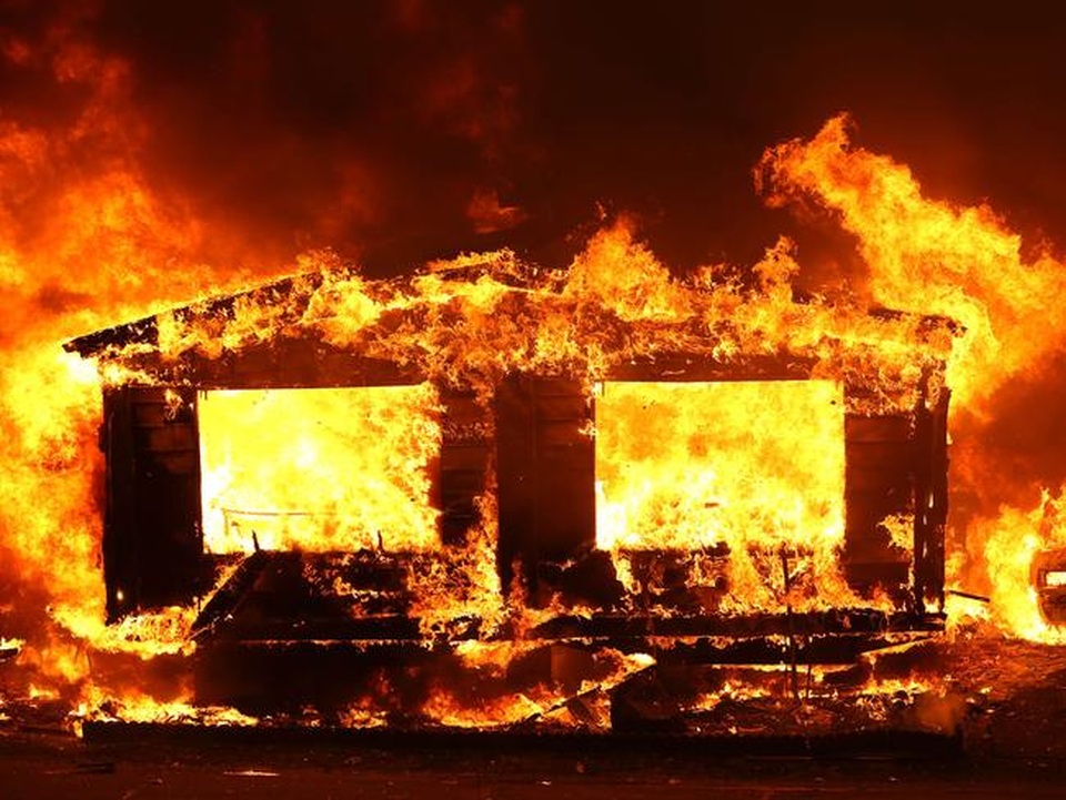 Cháy rừng kinh hoàng đe dọa California - 1 Cháy rừng kinh hoàng đe dọa California - 1