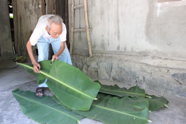 Độc đáo những cách “trị” nóng của các cụ cao niên