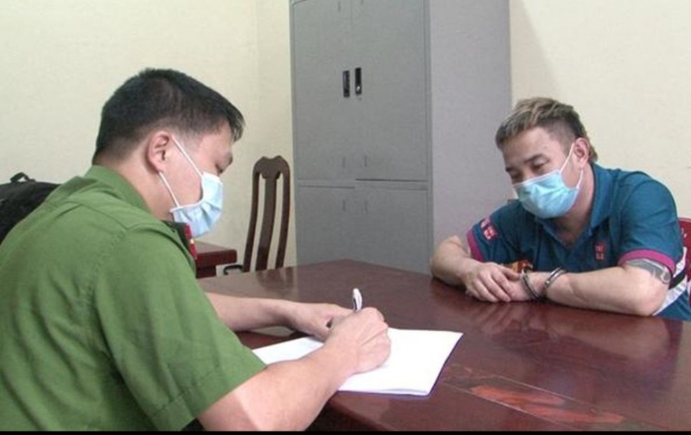 Triệt phá đường dây mua bán ma túy, bắt giữ 8 đối tượng - 3 Triệt phá đường dây mua bán ma túy, bắt giữ 8 đối tượng - 3