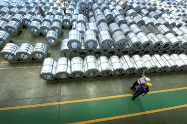 "Ông trùm" ngành tôn ĐHCĐ bất thường, mở chuỗi bán lẻ vật liệu xây dựng