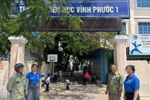 Vụ cô giáo tố bị làm nhục giữa sân trường: Yêu cầu không thêu dệt sự việc